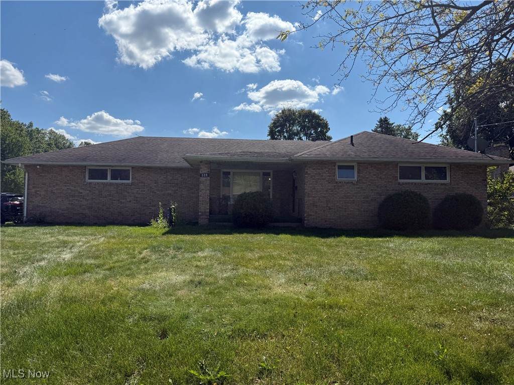 683 Robinson Road - Photo 1