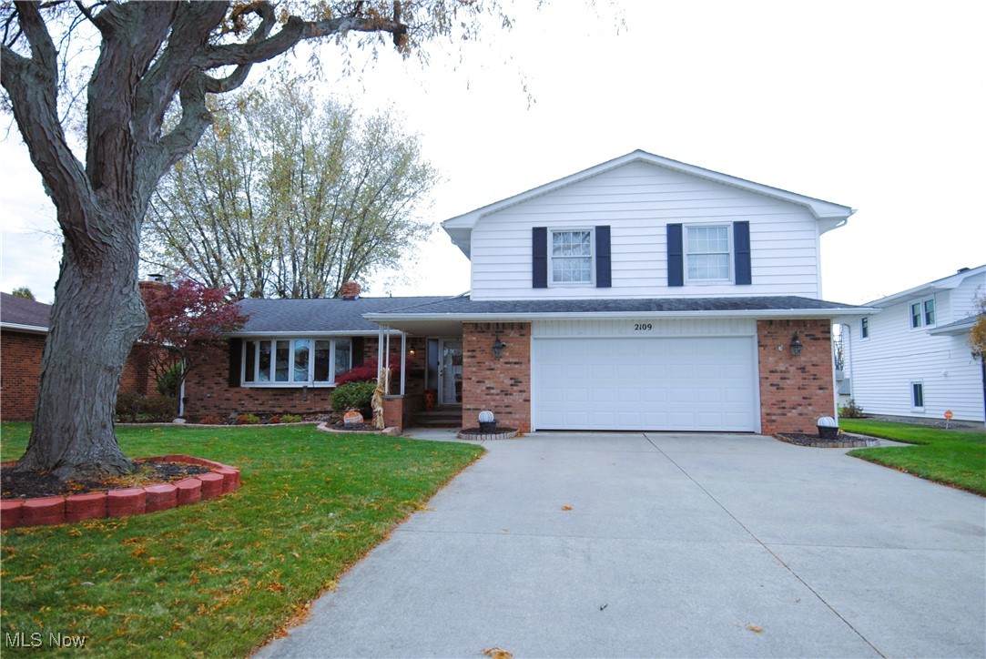 2109 37th Street - Photo 1