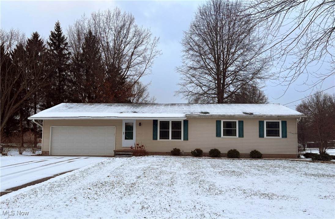 2848 Fair Oaks Drive - Photo 1