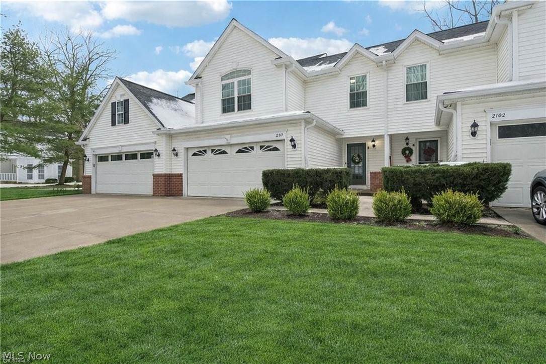 2108 Reserve Circle - Photo 1