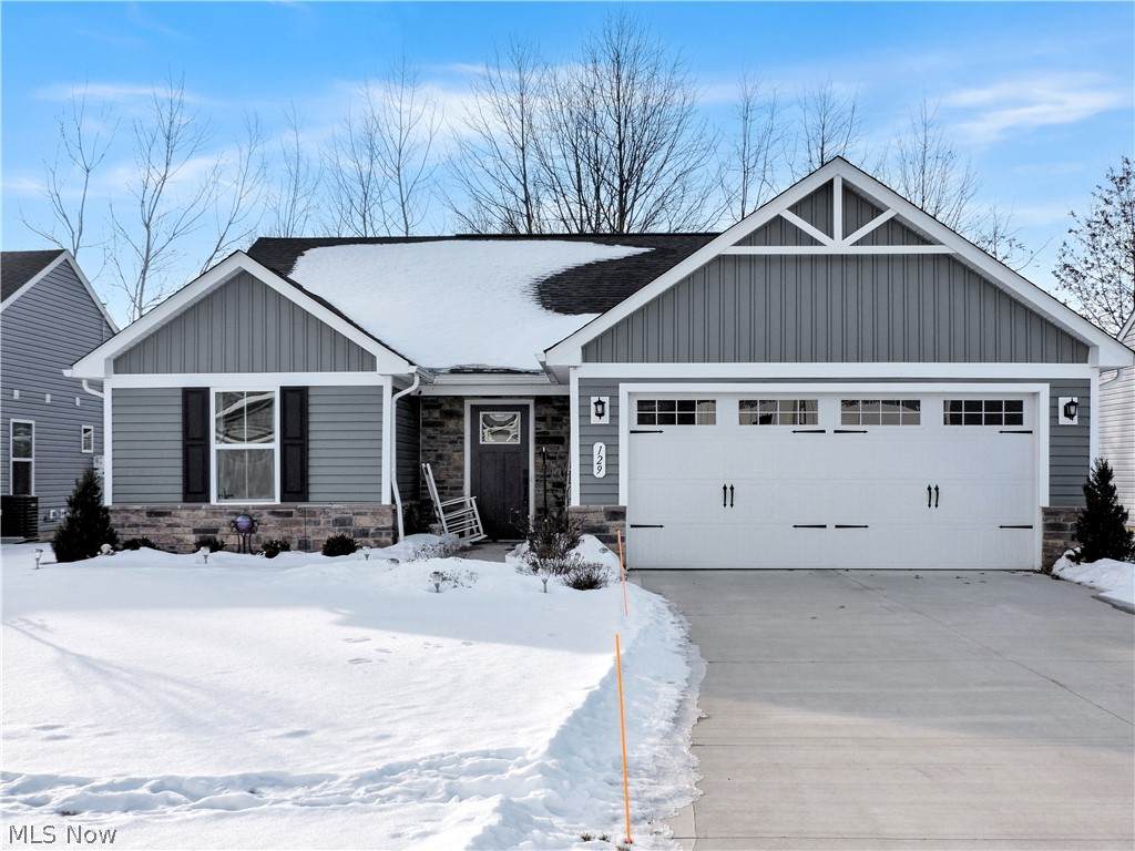 129 Spring Drive - Photo 1
