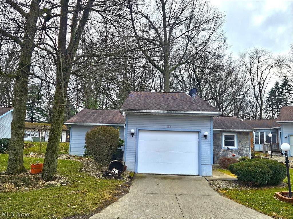 539 Forest Creek Drive - Photo 1
