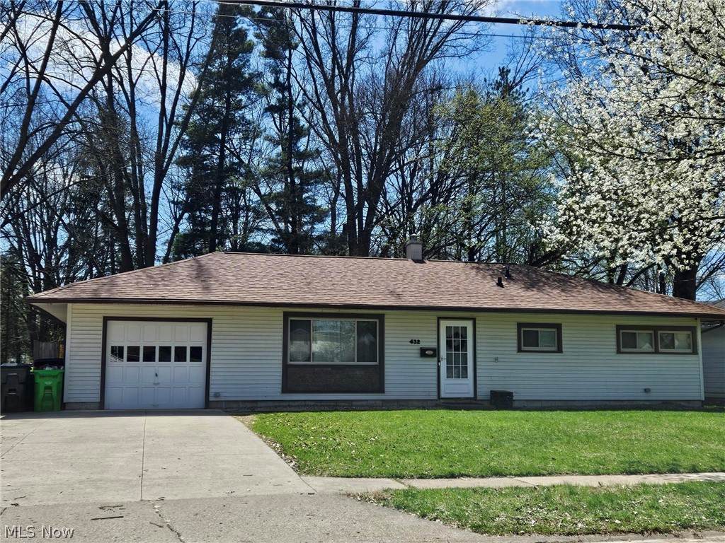 432 Catalina Avenue - Photo 1