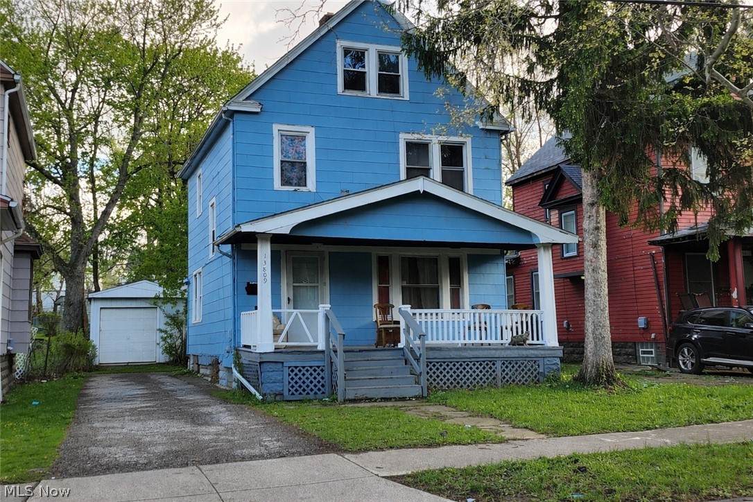 13809 Beachwood Avenue - Photo 1
