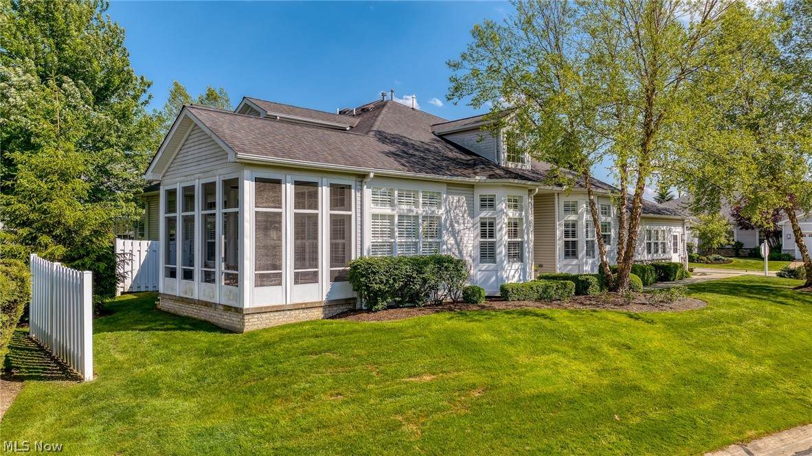 285 Blossom Lane - Photo 1
