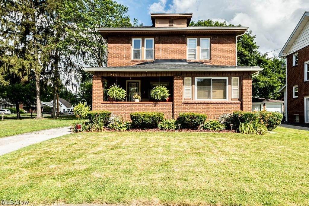 966 Lanterman Avenue - Photo 1