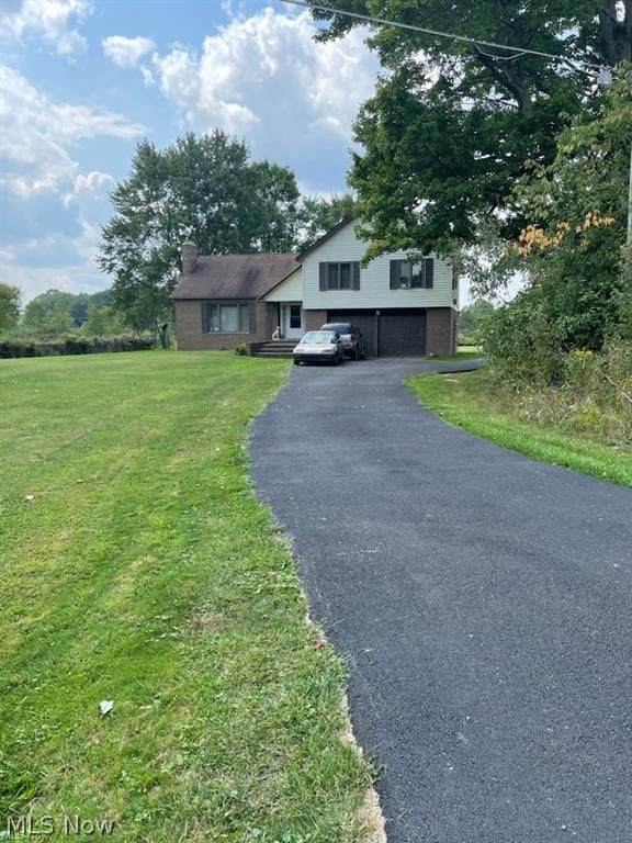 2473 Ranfield Road - Photo 1