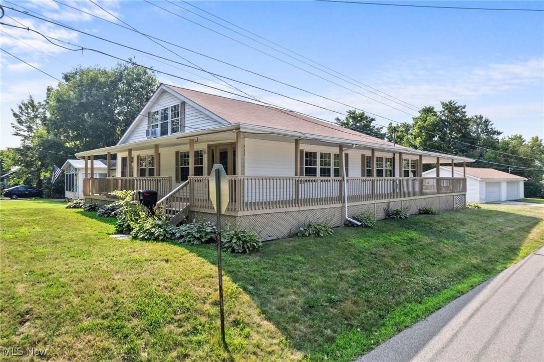 946 Tenney Avenue - Photo 1