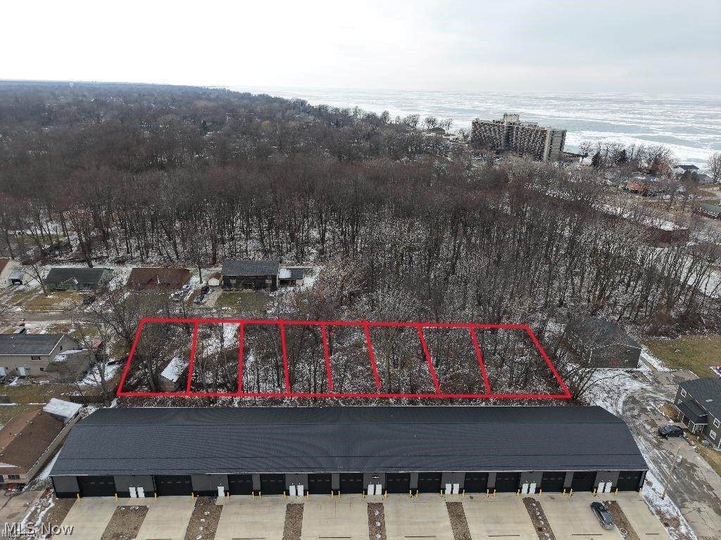  Lakeview Avenue - Photo 1