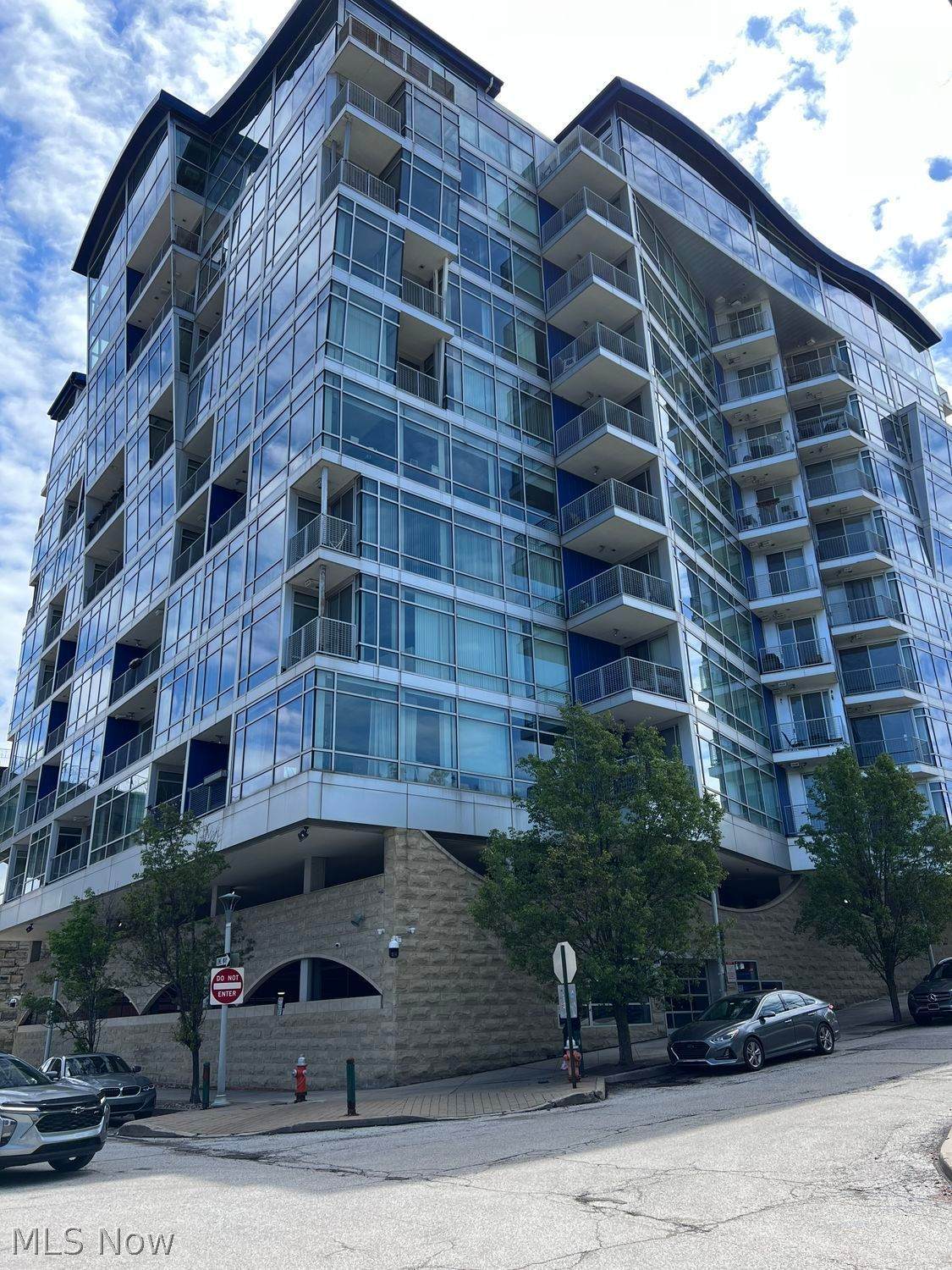 1237 Washington Avenue - Photo 1