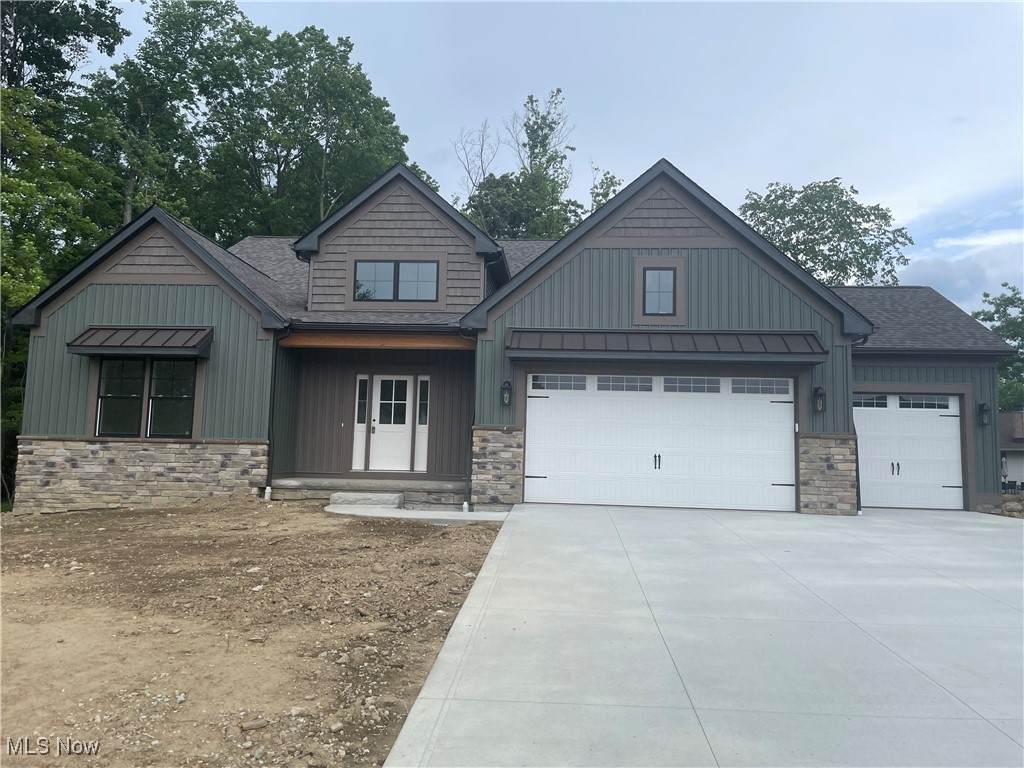 5747 New Haven Drive - Photo 1