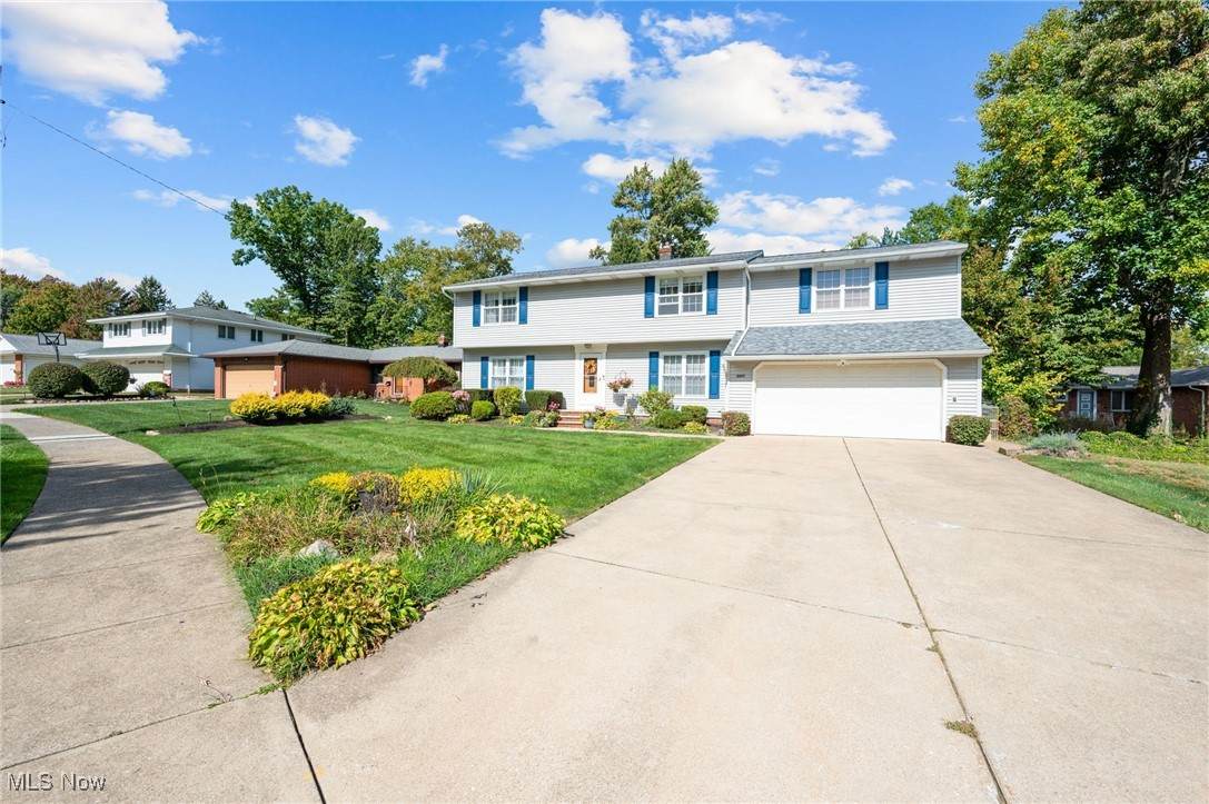 6807 Larchmont Drive - Photo 1
