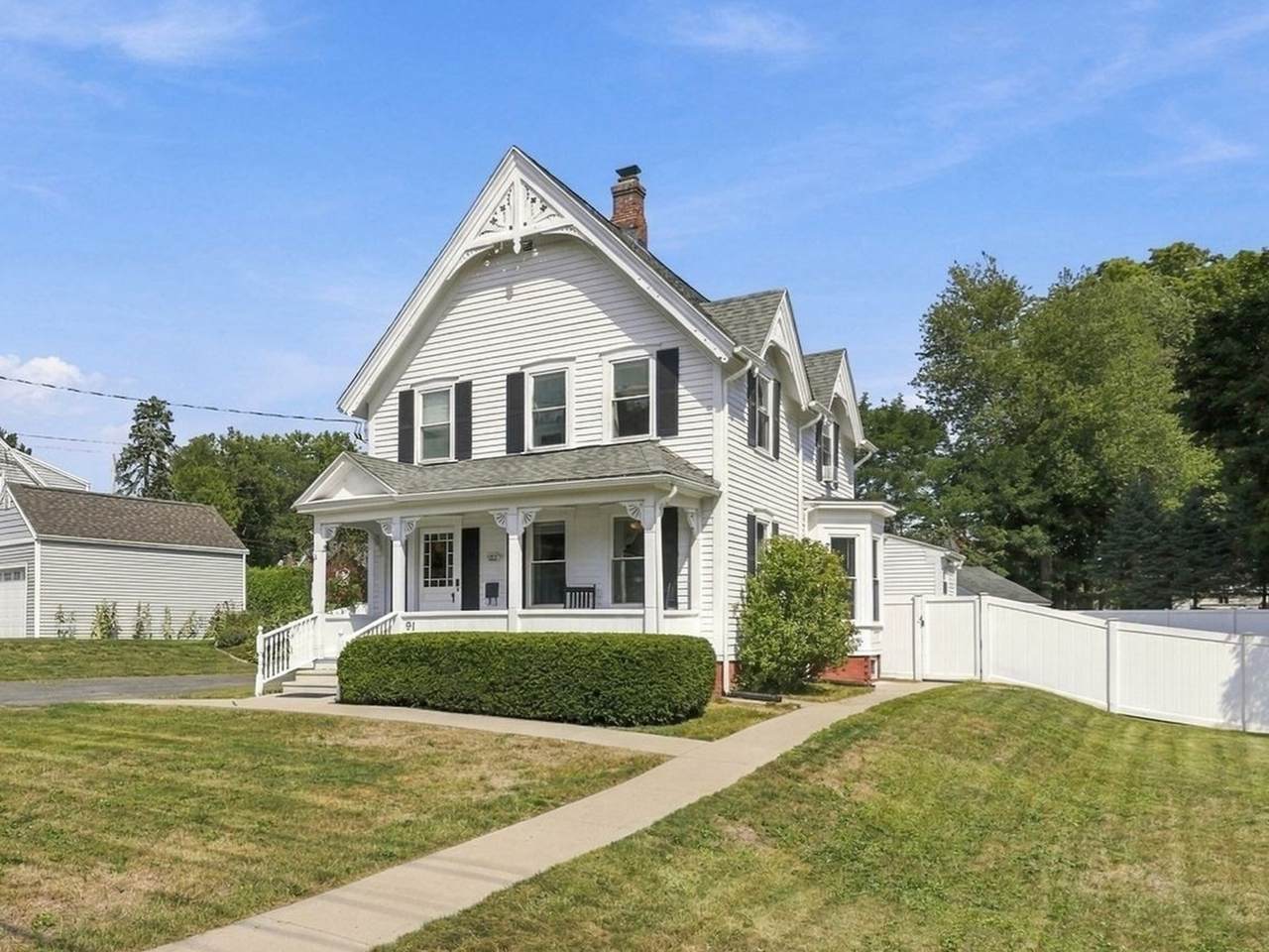 91 N Main St - Photo 1