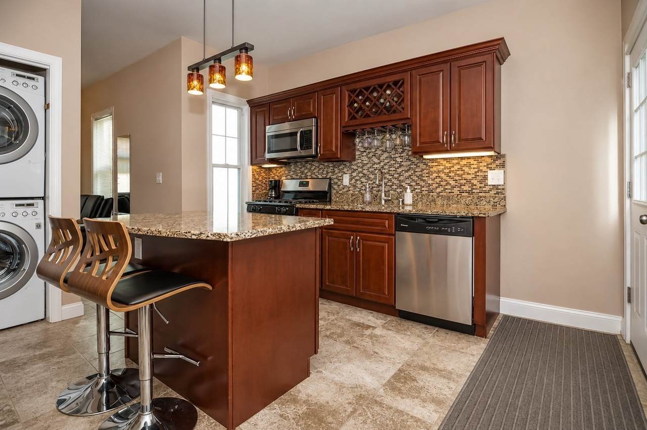 135 Forest St - Photo 1
