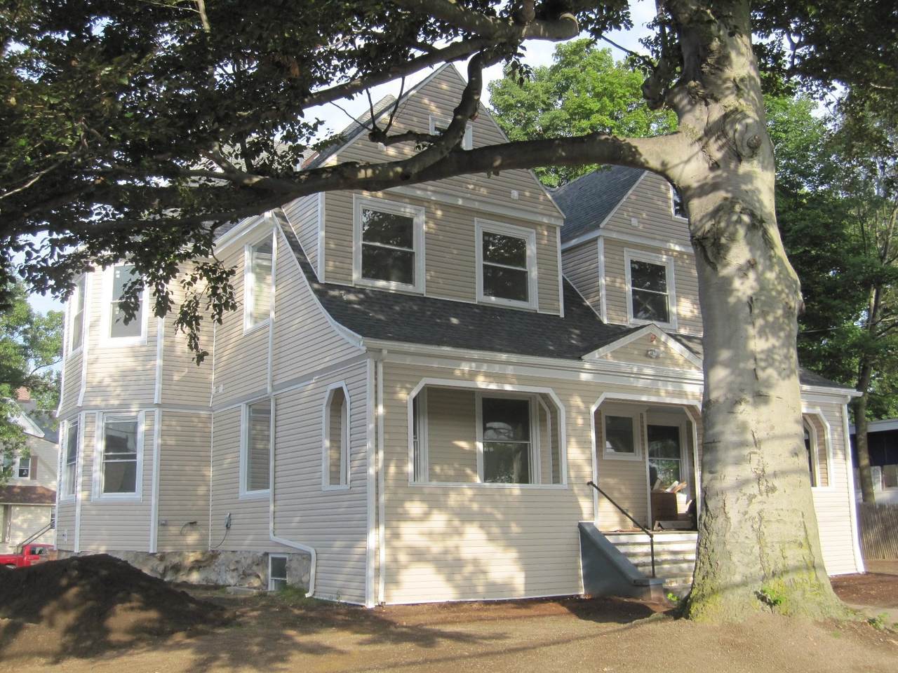 198 Union Avenue - Photo 1