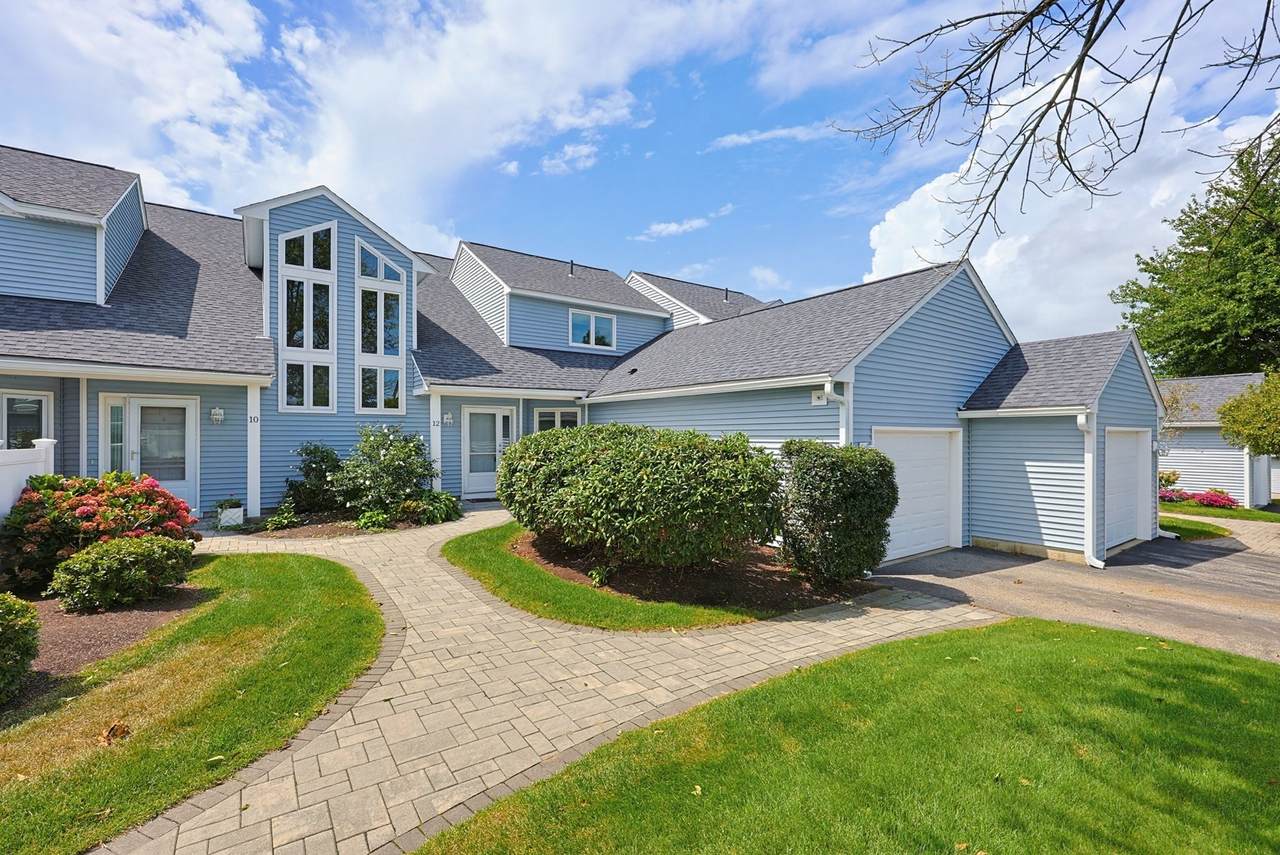 12 Fairway Dr - Photo 1