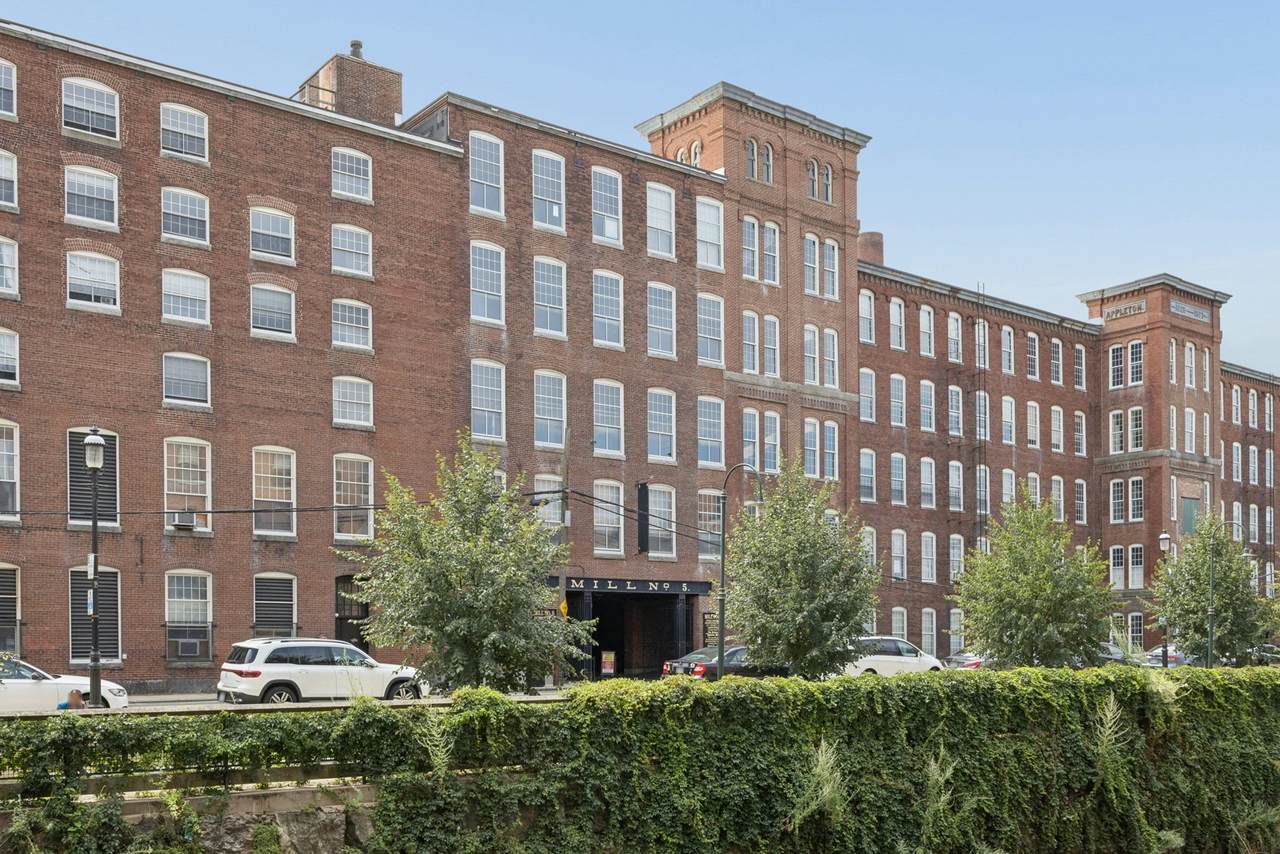 240 Jackson St - Photo 1