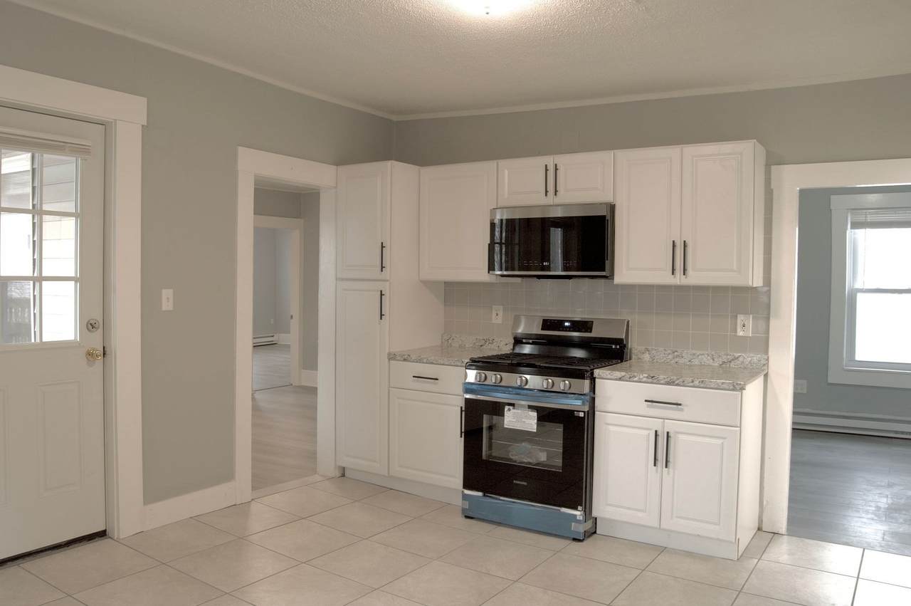 105 Clarendon St. - Photo 1