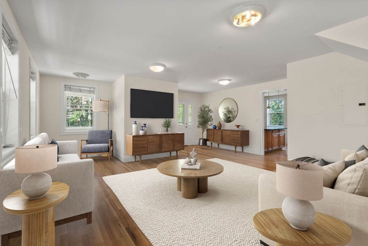 62 Redfield St - Photo 1