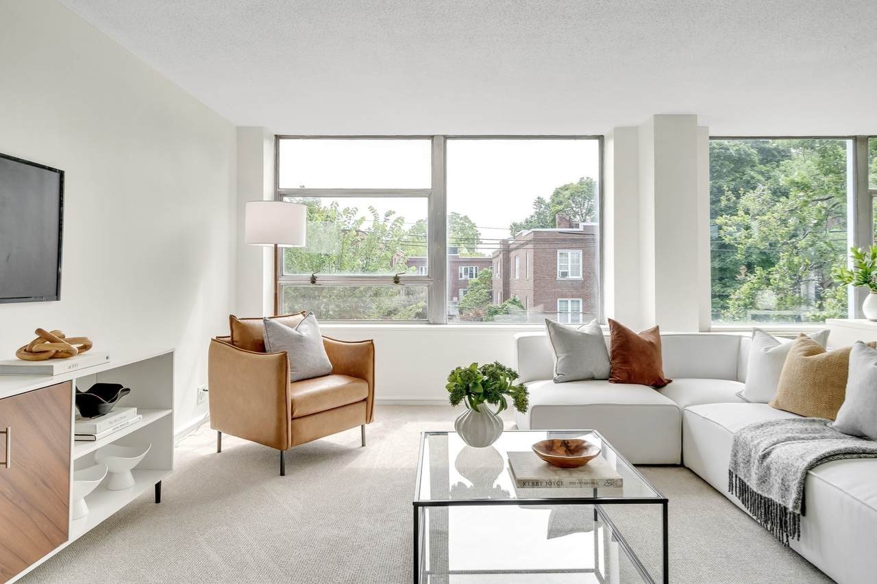 70 Park Street - Photo 1