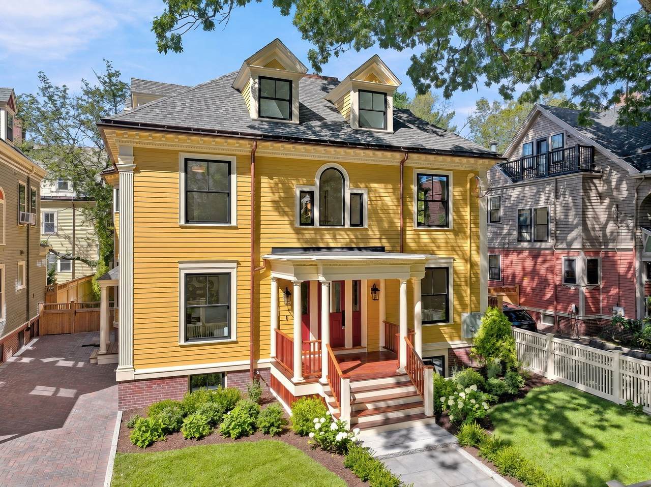 65 Hammond Street - Photo 1