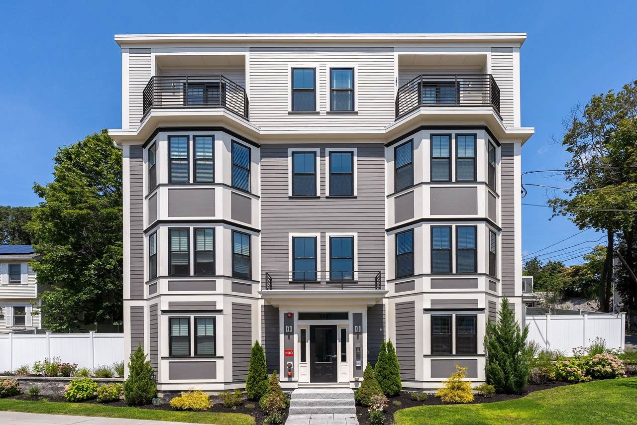 251 Minot St - Photo 1