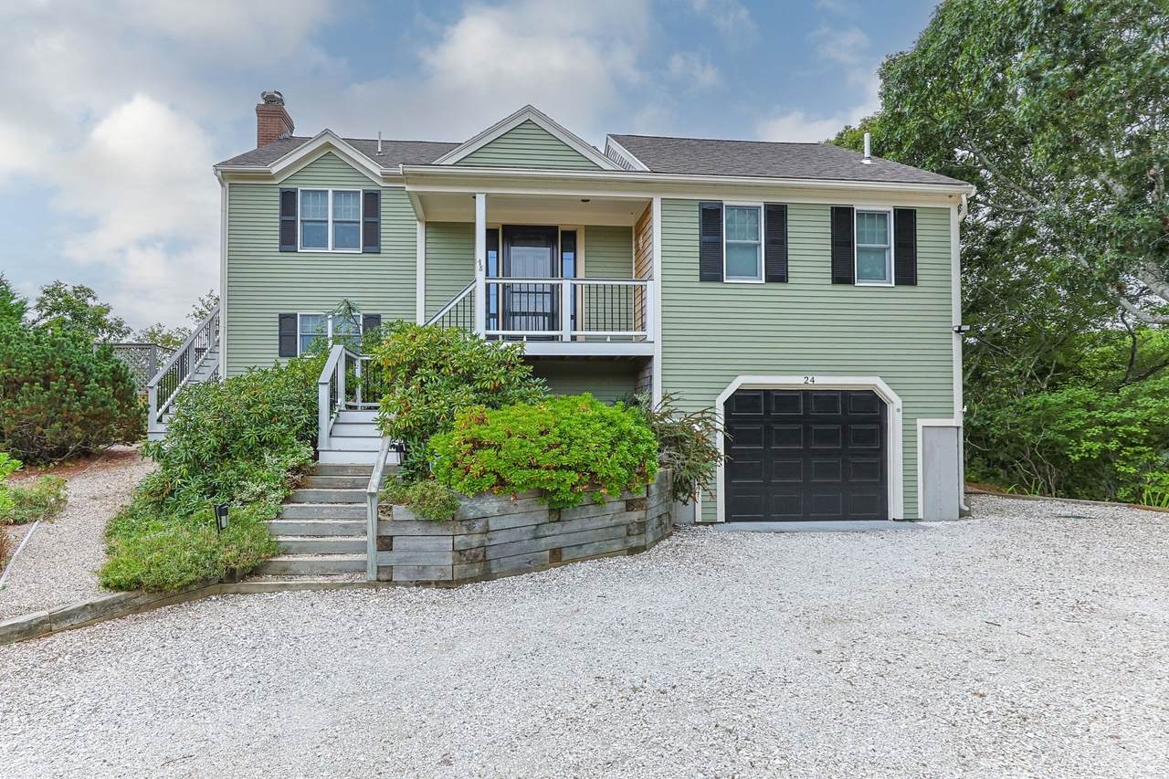 24 Blueberry Avenue - Photo 1