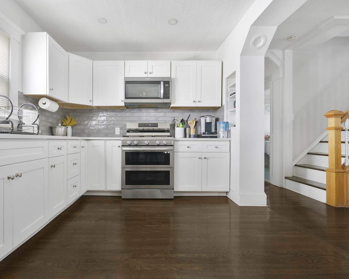 374 Ashley Blvd - Photo 1