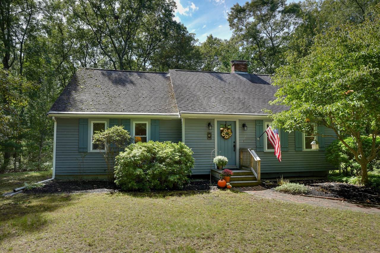 8 Fales Road - Photo 1