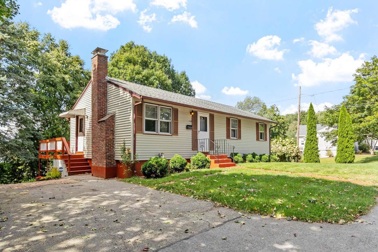 136 Ridge Rd - Photo 1