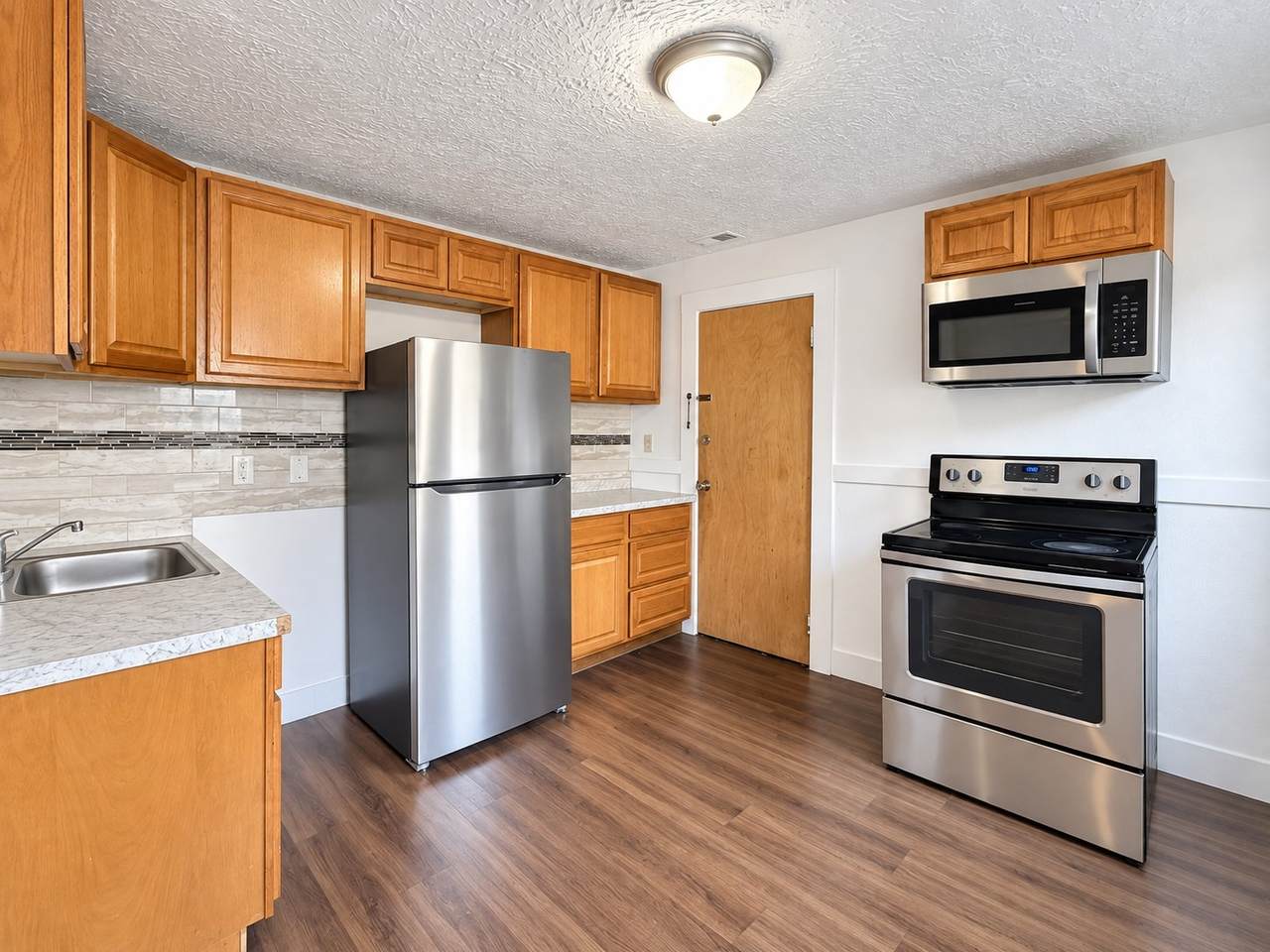 163 Union St - Photo 1