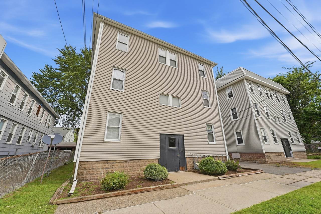 1200 Grattan - Photo 1