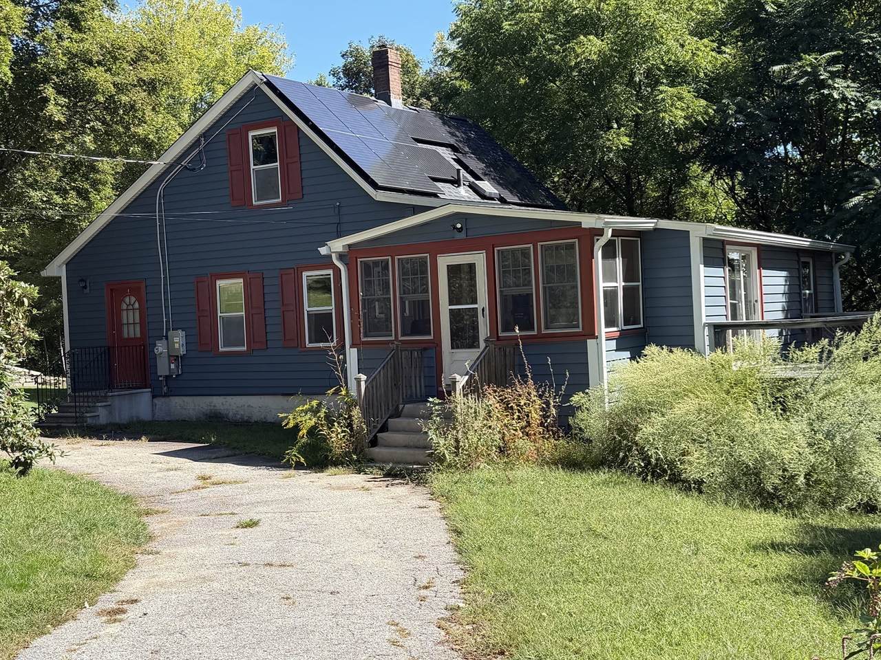 15 Warsaw Avenue - Photo 1