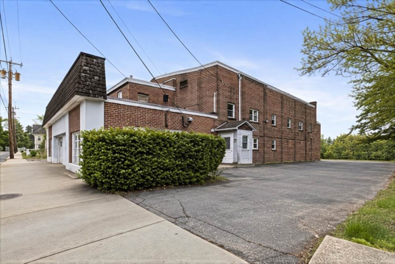 50 E Main St - Photo 1
