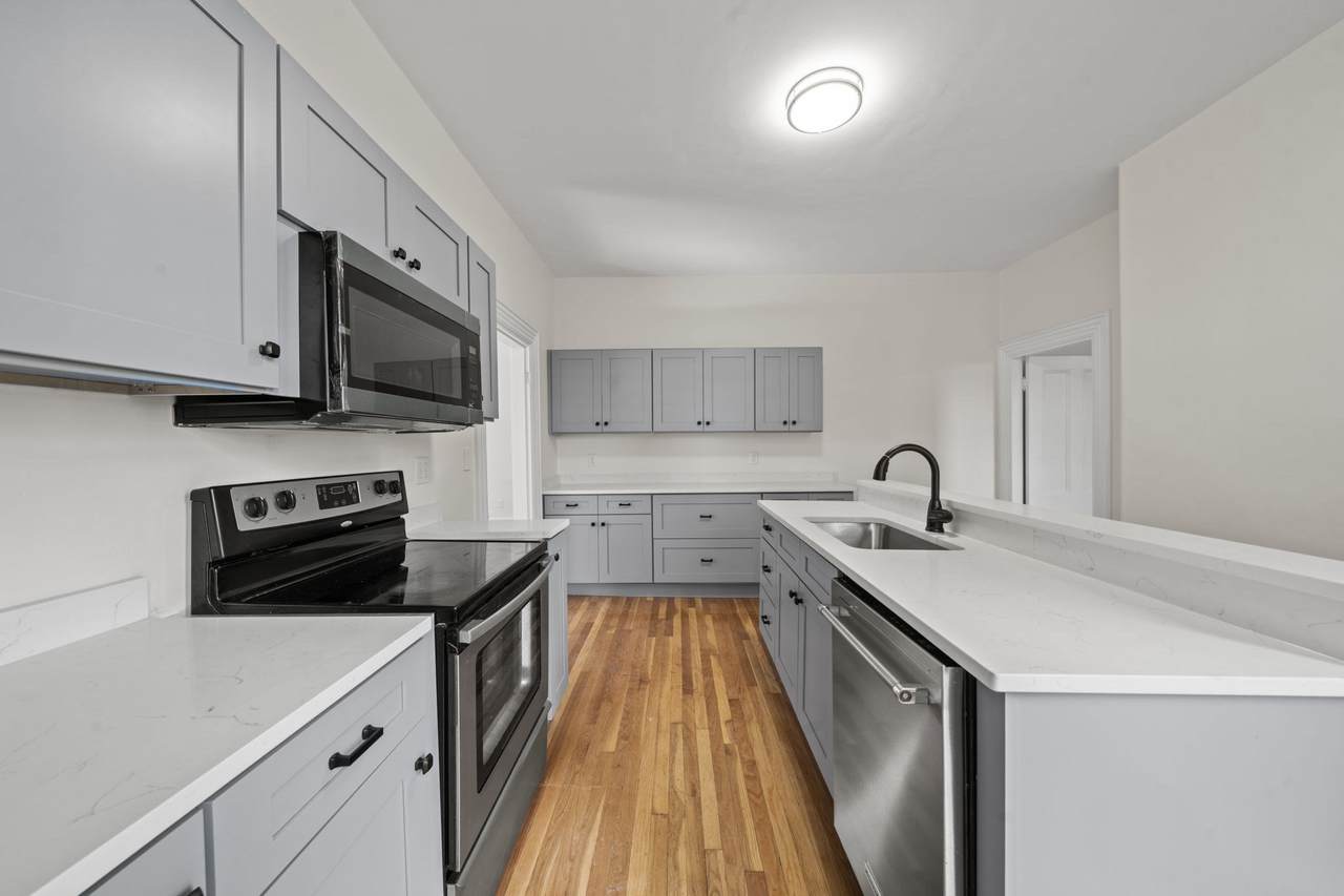 16 Lafayette Street - Photo 1