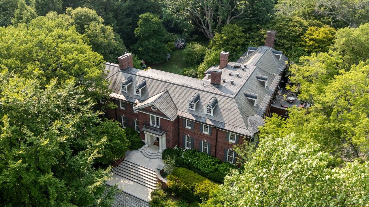381 Warren Street - Photo 1
