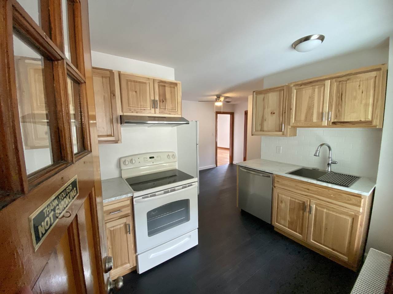 221 Mechanic St - Photo 1