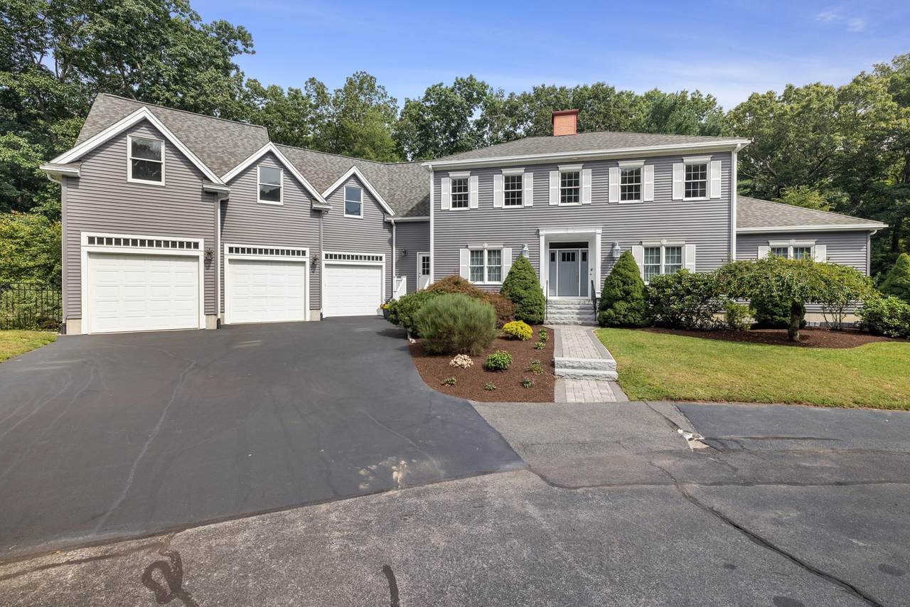 4 Pierce Way - Photo 1