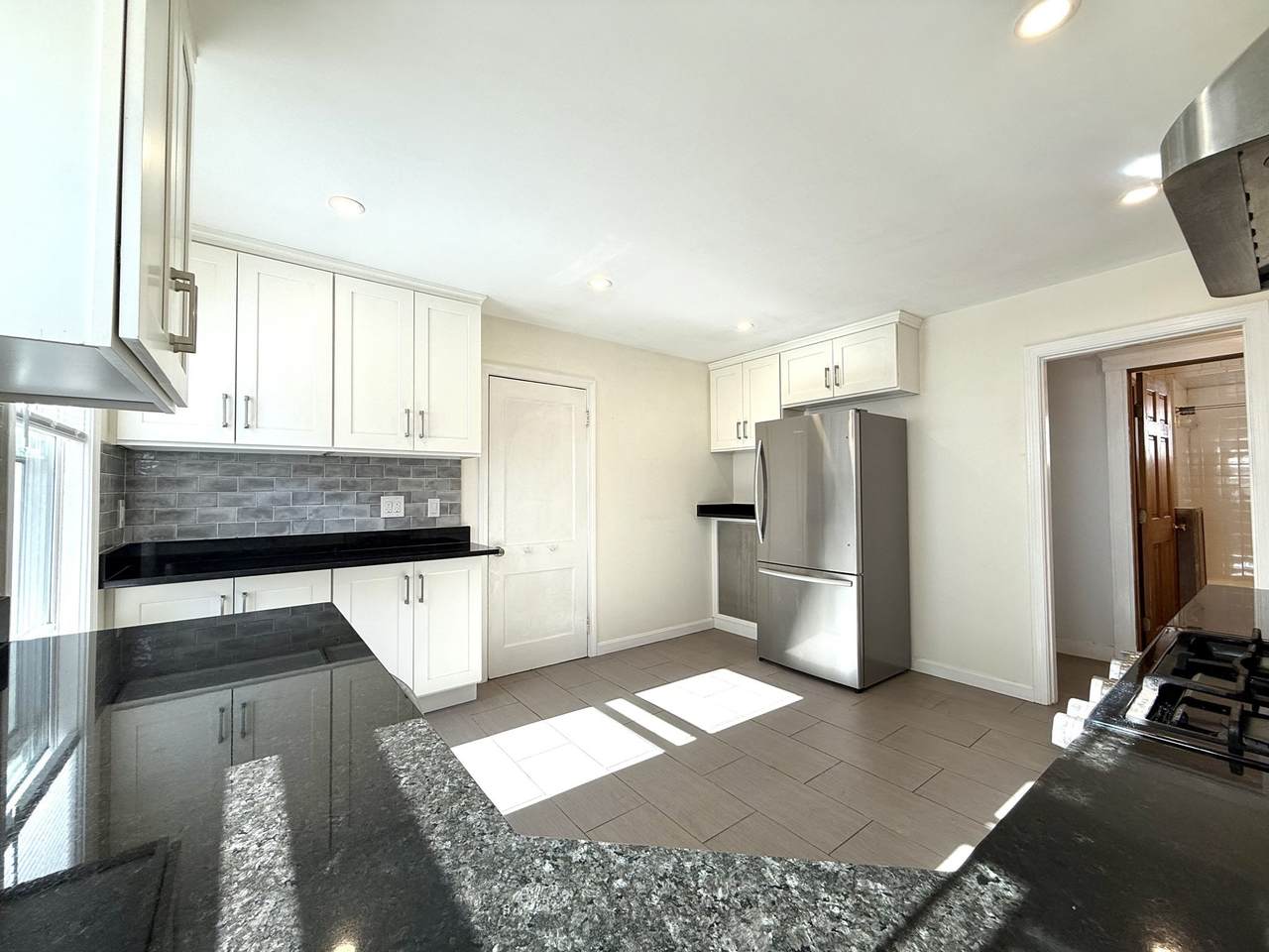 11 Melbourne Ave. - Photo 1