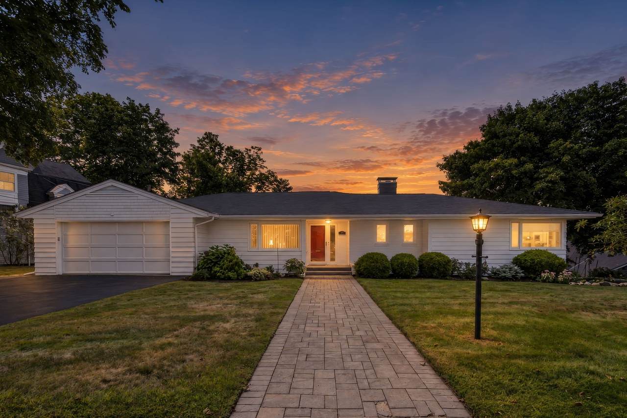4 Arlington Ter - Photo 1