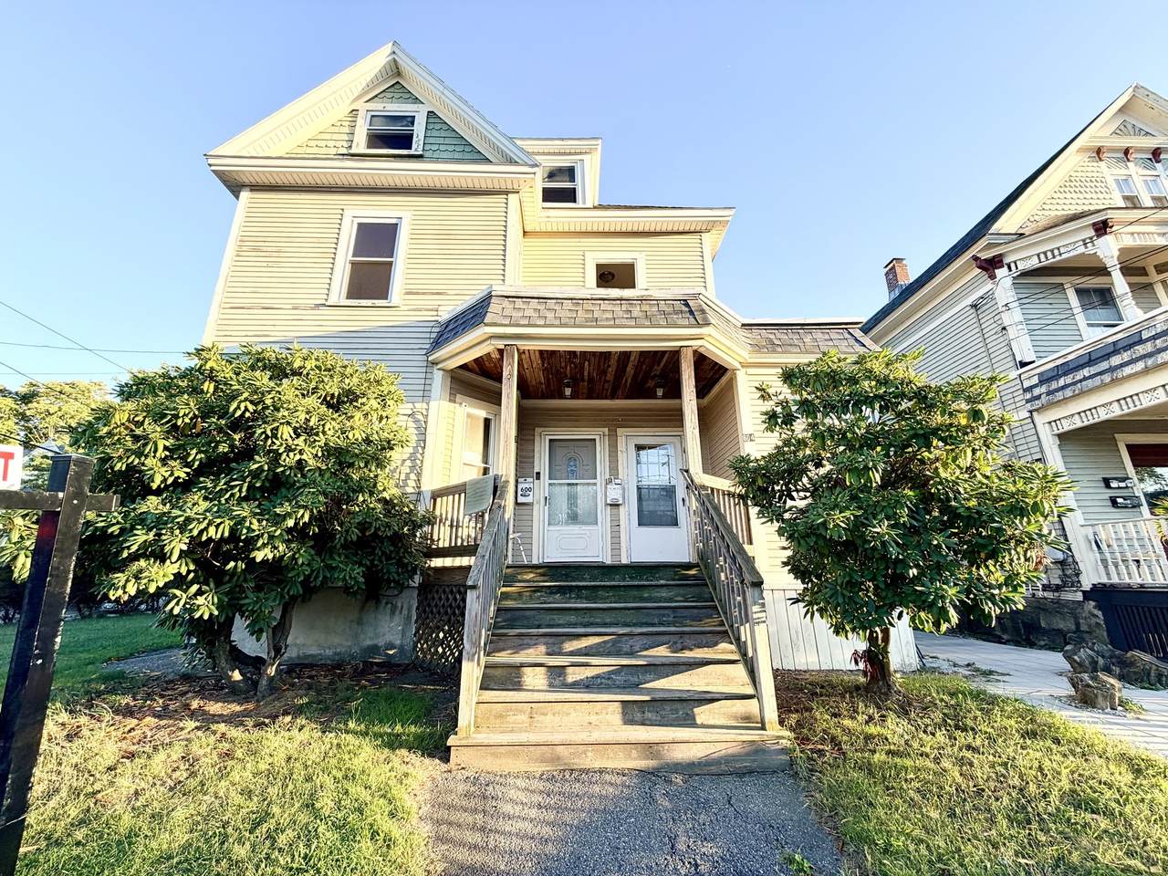 604 Westford St - Photo 1