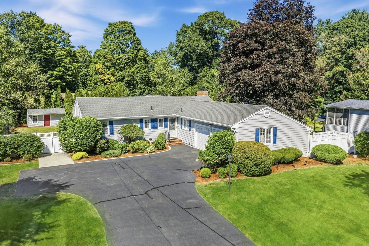 207 Loudville Road - Photo 1