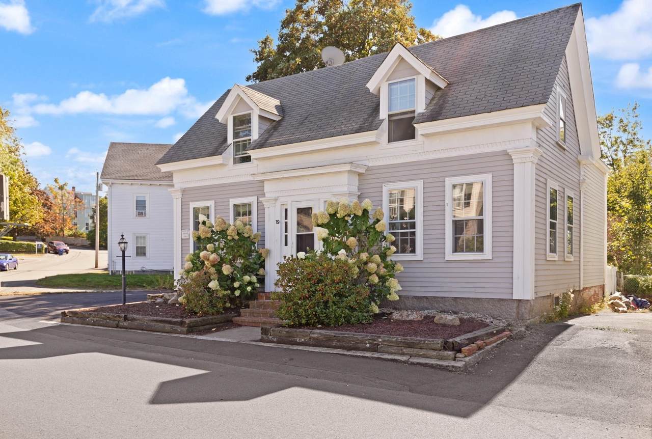 19 Highland St - Photo 1