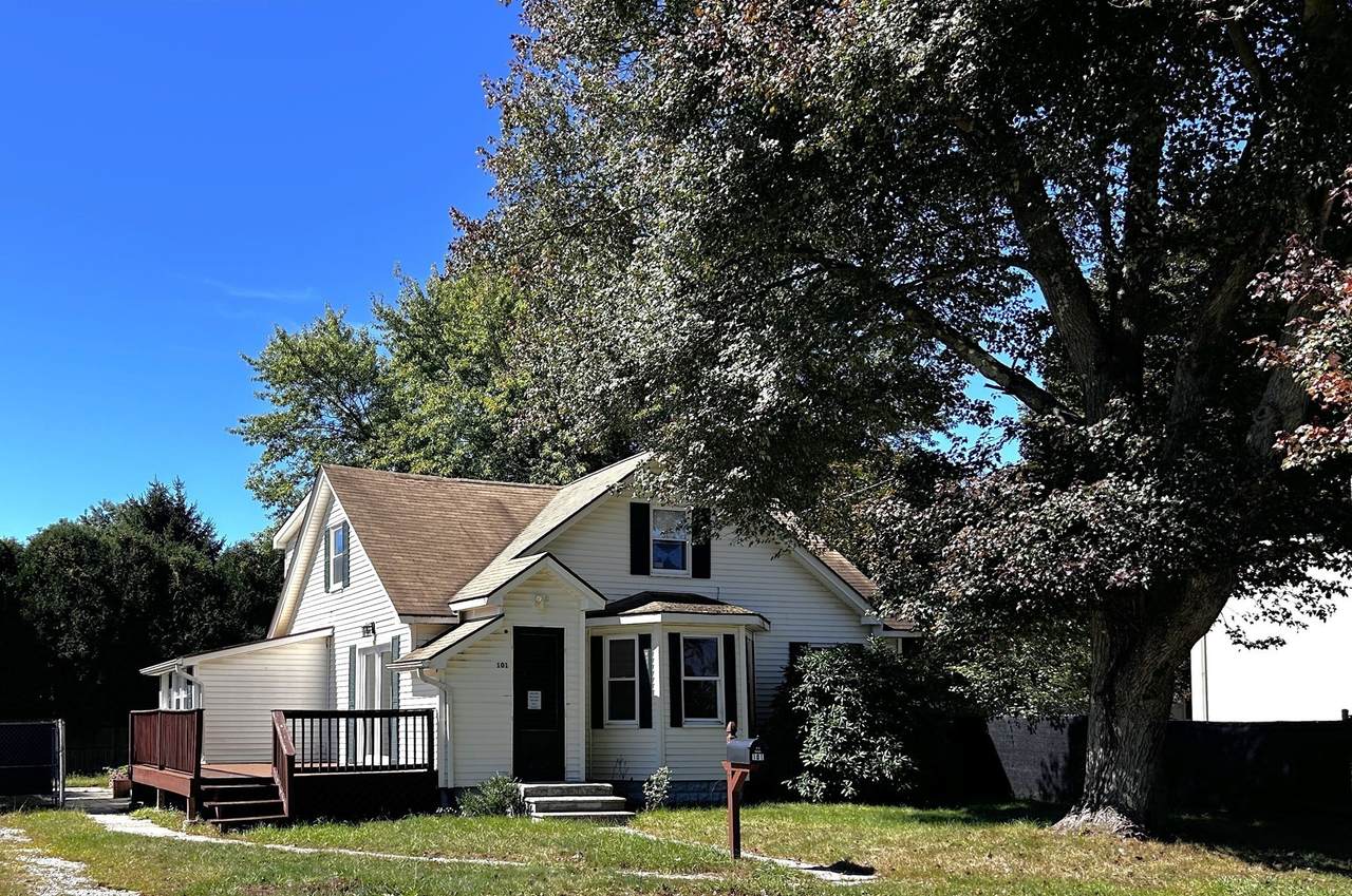 101 Main St - Photo 1