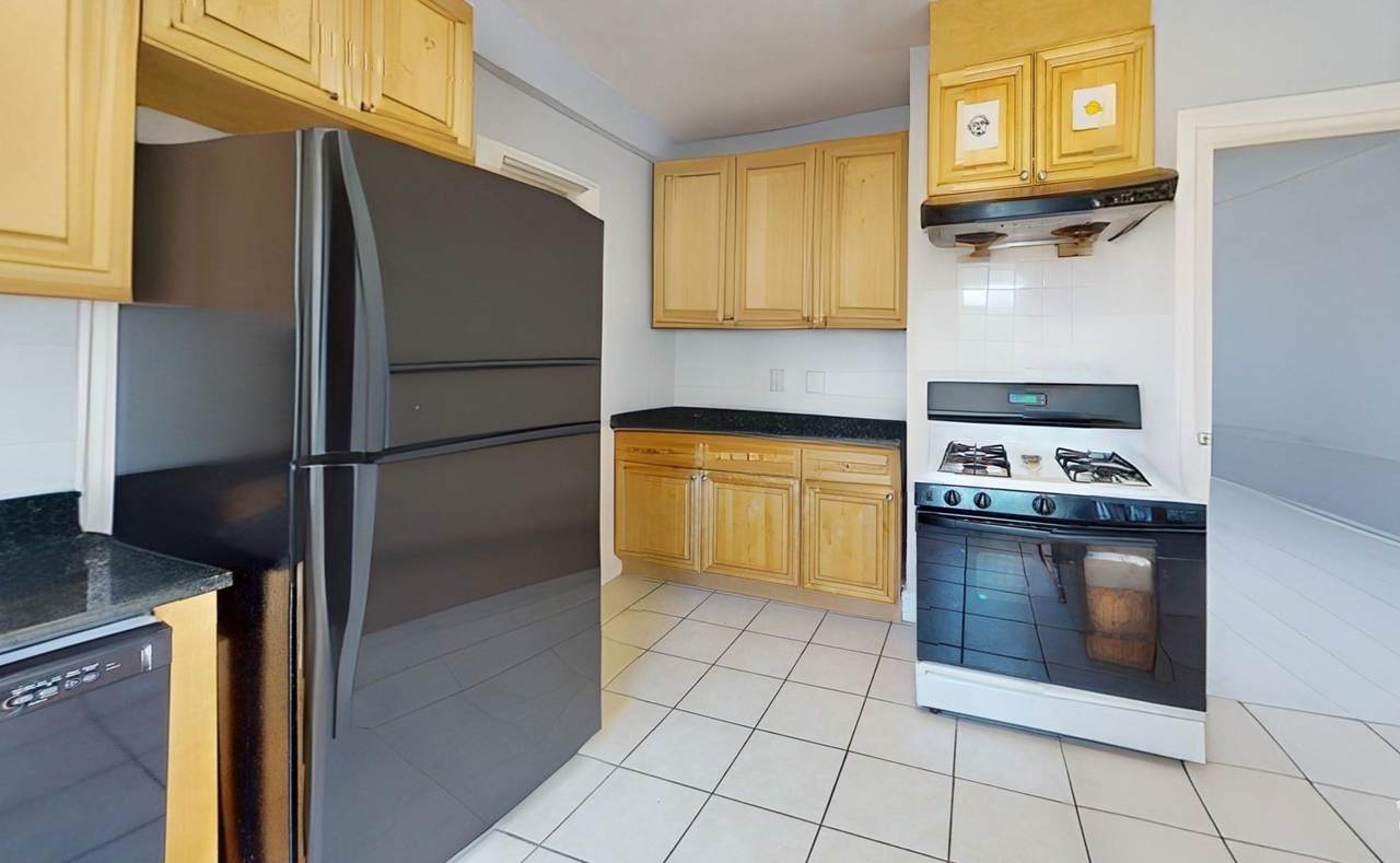 254 Elliot - Photo 1