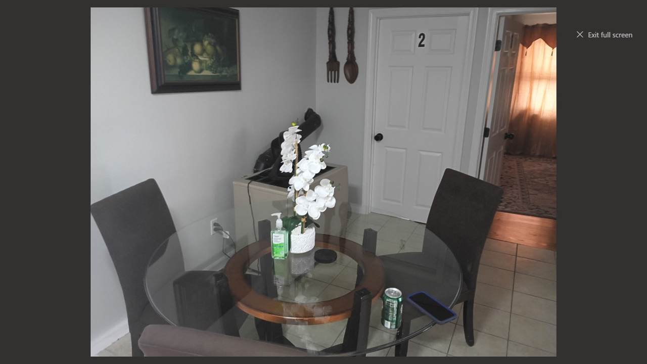 253 Columbia St - Photo 1