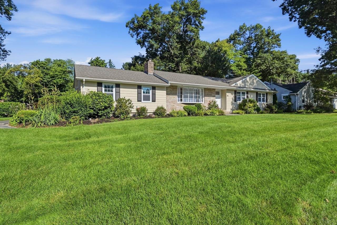 80 Lynnwood Drive - Photo 1