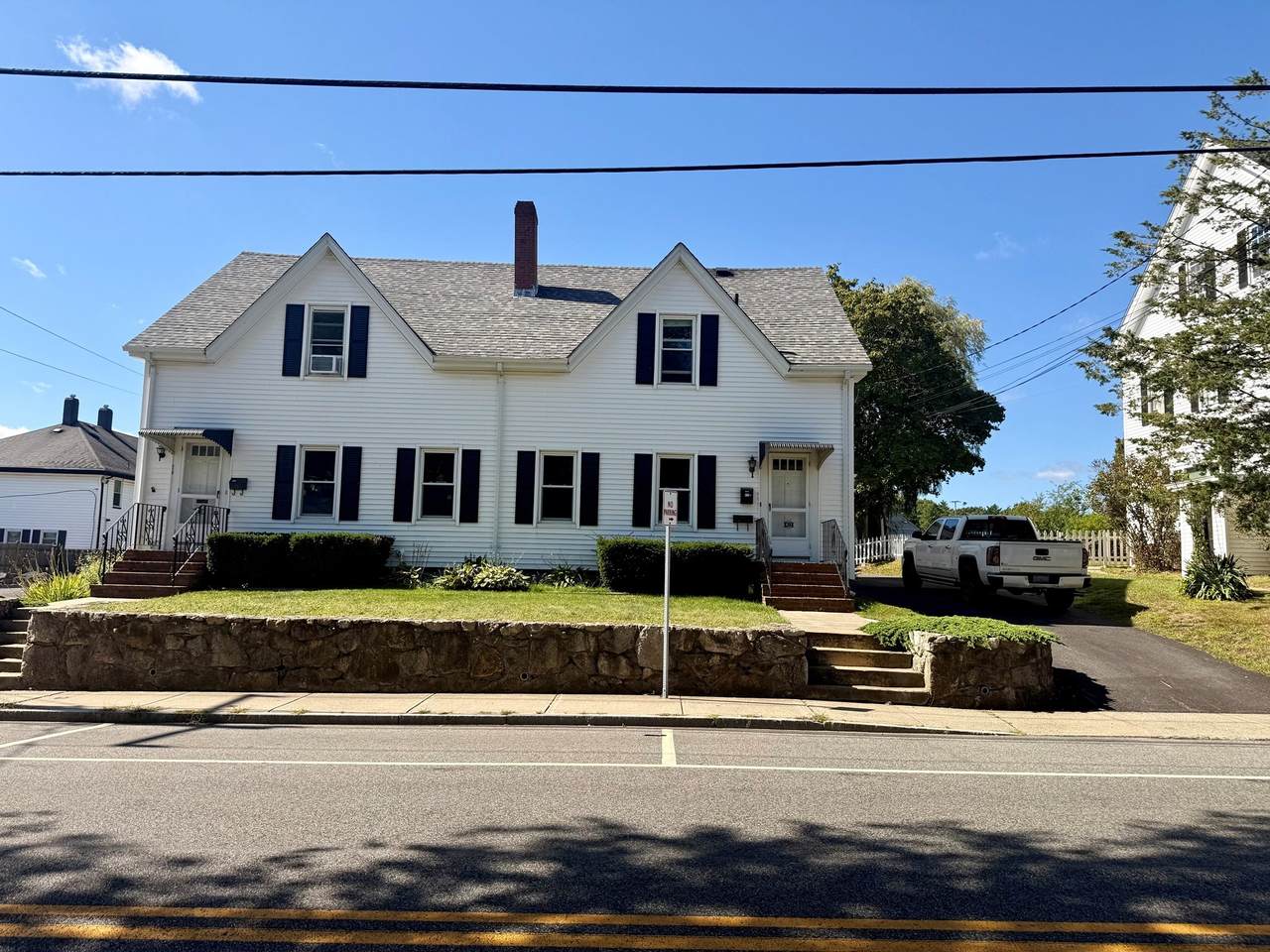 412 Court St - Photo 1