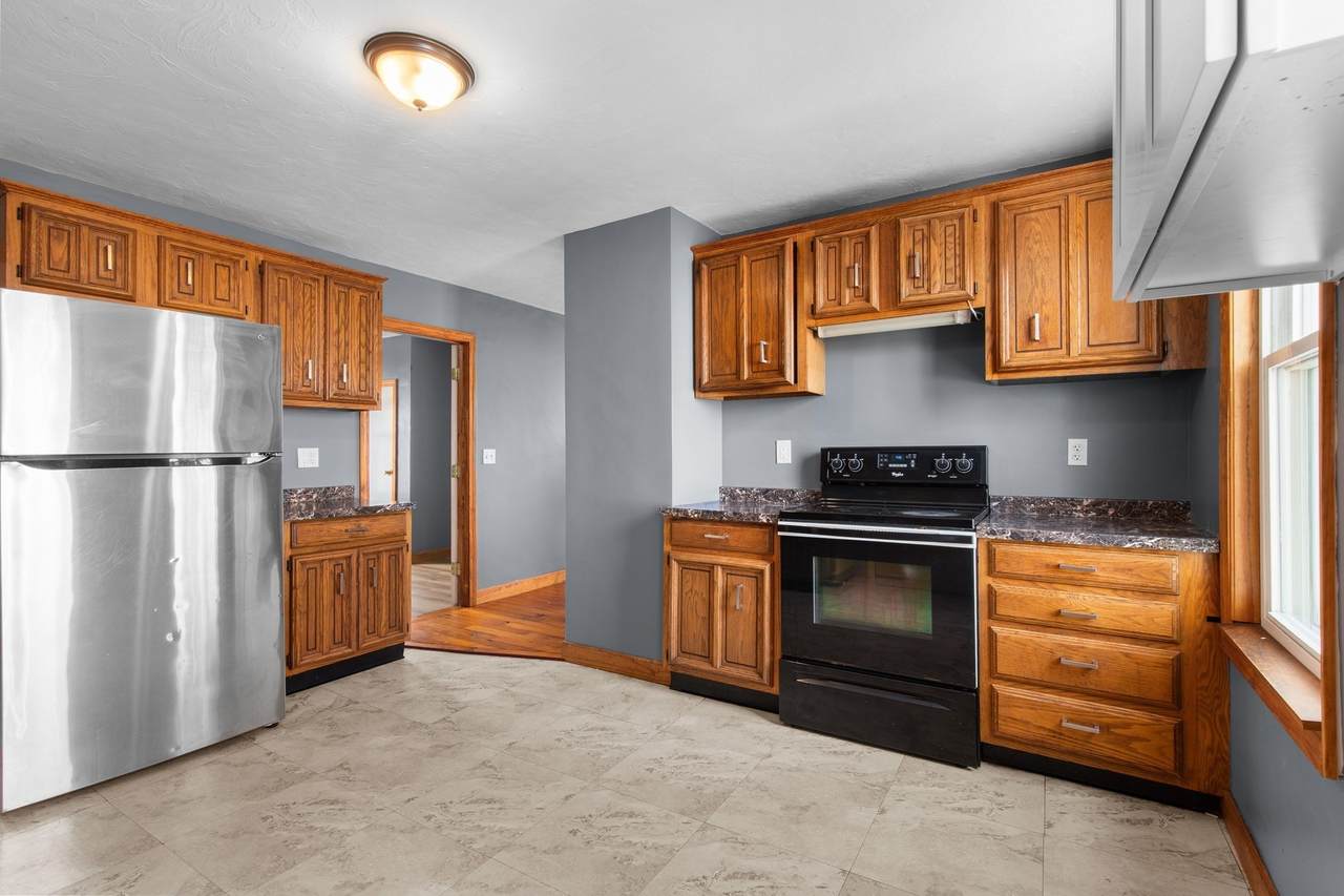 3 Church Ave - Photo 1