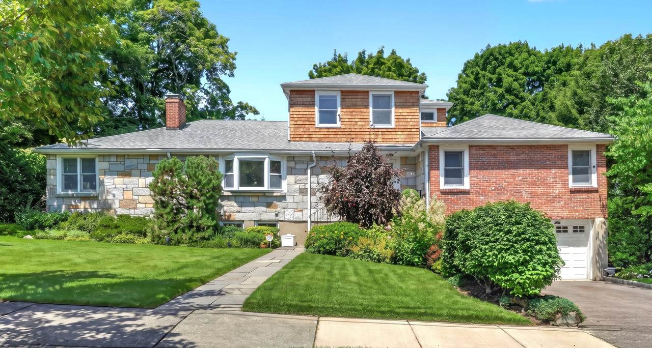 22 Nardell Rd - Photo 1